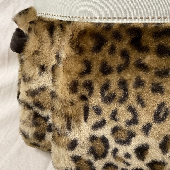 Pottery Barn Throw Blanket - Picture 6 of 7